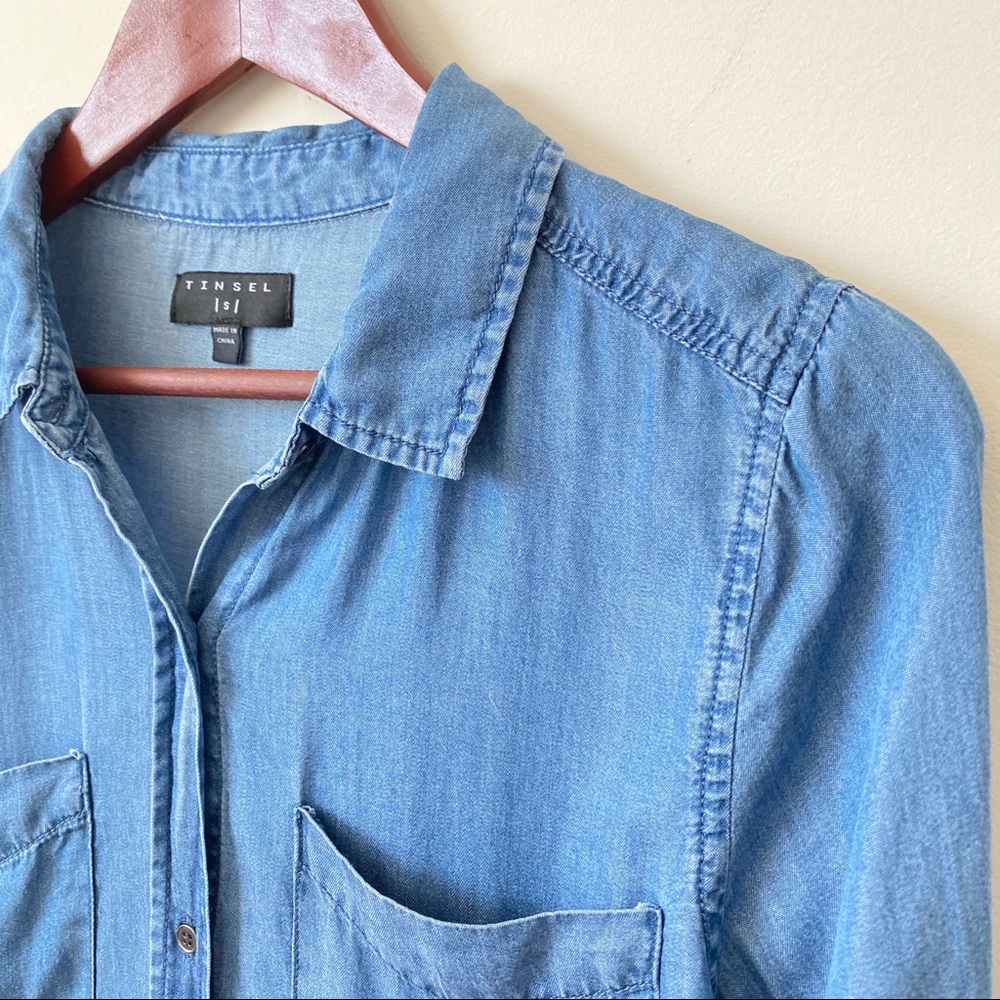 Tinsel Floid Split Back Lyocell Chambray Blue Top - image 2